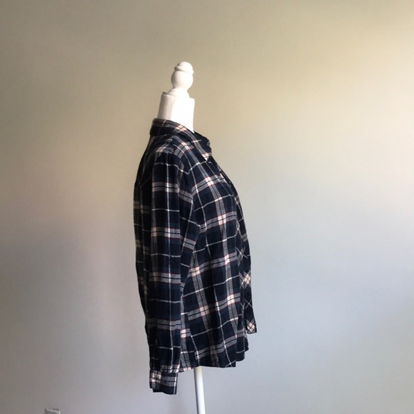 Blue flannel size small - Picture 2 of 5